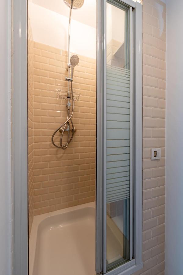 Appartement Charming Near Avenue Louise Brussel
