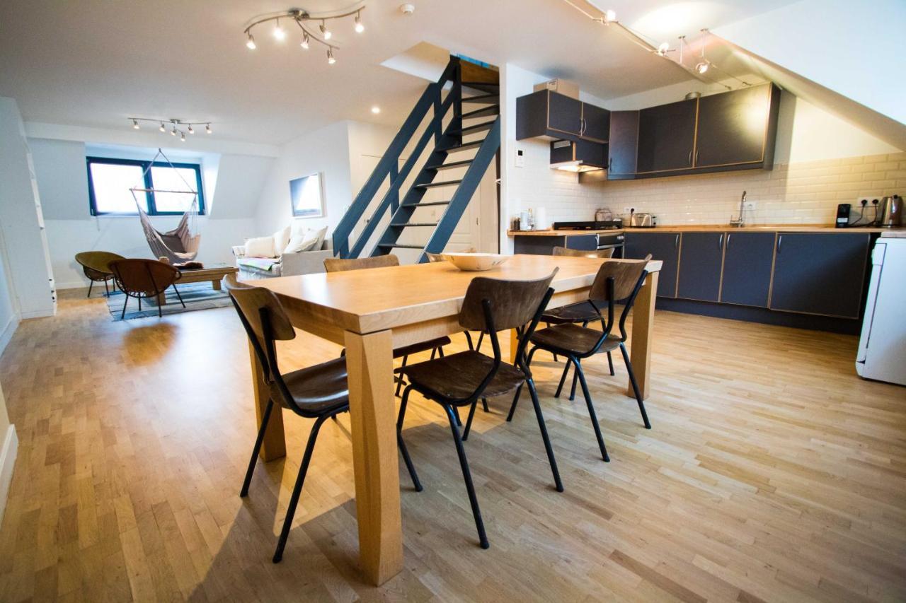 Charming Near Avenue Louise Apartamento *